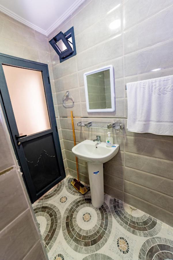 Velasquez Appartements Fast Wifi And Ocean View 탕헤르 외부 사진